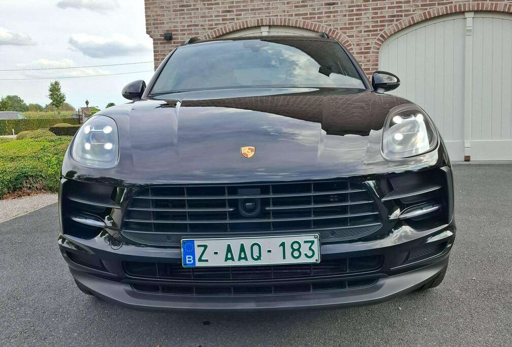 Porsche Macan 2.0 Turbo PDK.zwart,zwart leder,pano,verkoelde en verwarmde zetels,luchtvering,camera,matrixs Koplamp.,20 inch orig