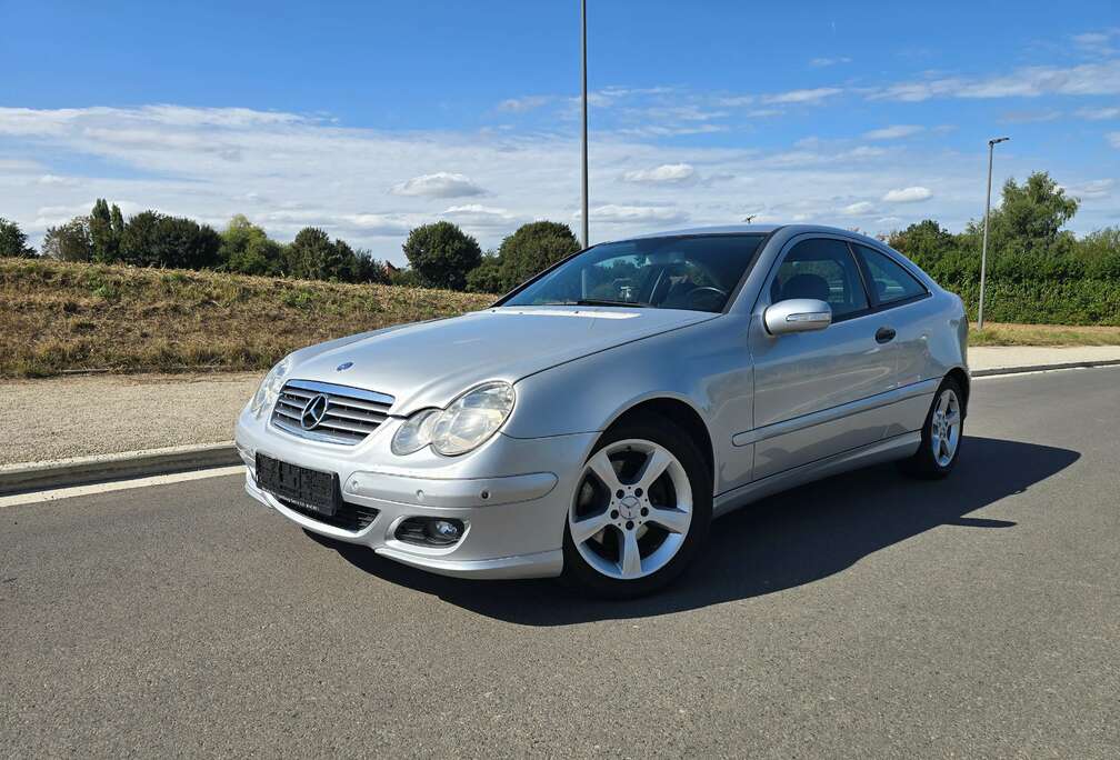 Mercedes-Benz C 220 CDI Coupe Sport Evolution