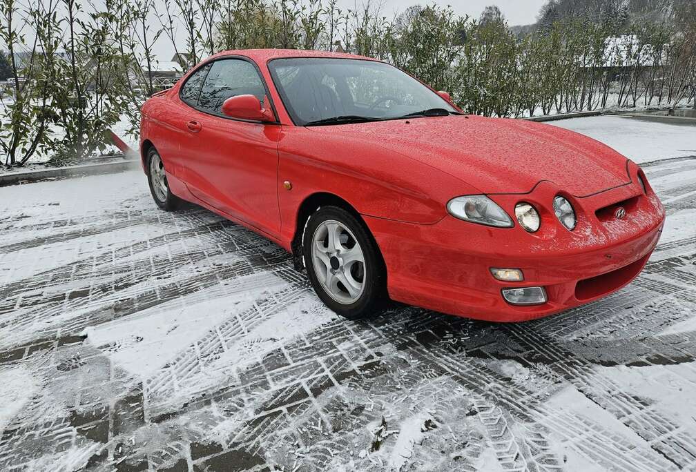 Hyundai 1.6i 128.915 KM