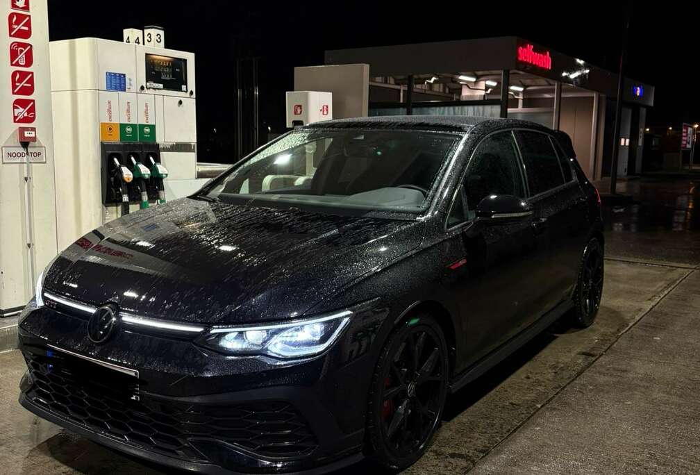 Volkswagen 2.0 TSI OPF DSG Clubsport Akra-pano-Iq Lights