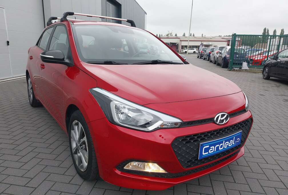 Hyundai 1.4 CRDi//GPS/CAMERA/BLUETOOTH/GARANTIE.12.MOIS/