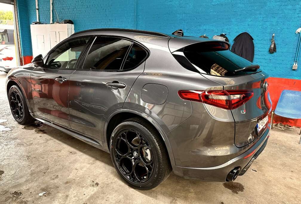 Alfa Romeo 2.2 MJD Q4 Ti