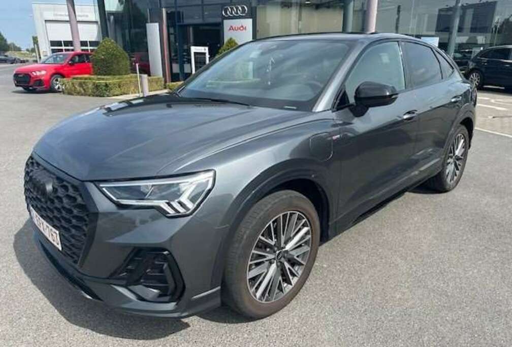 Audi Q3 45 TFSIe Sportback S tronic S line