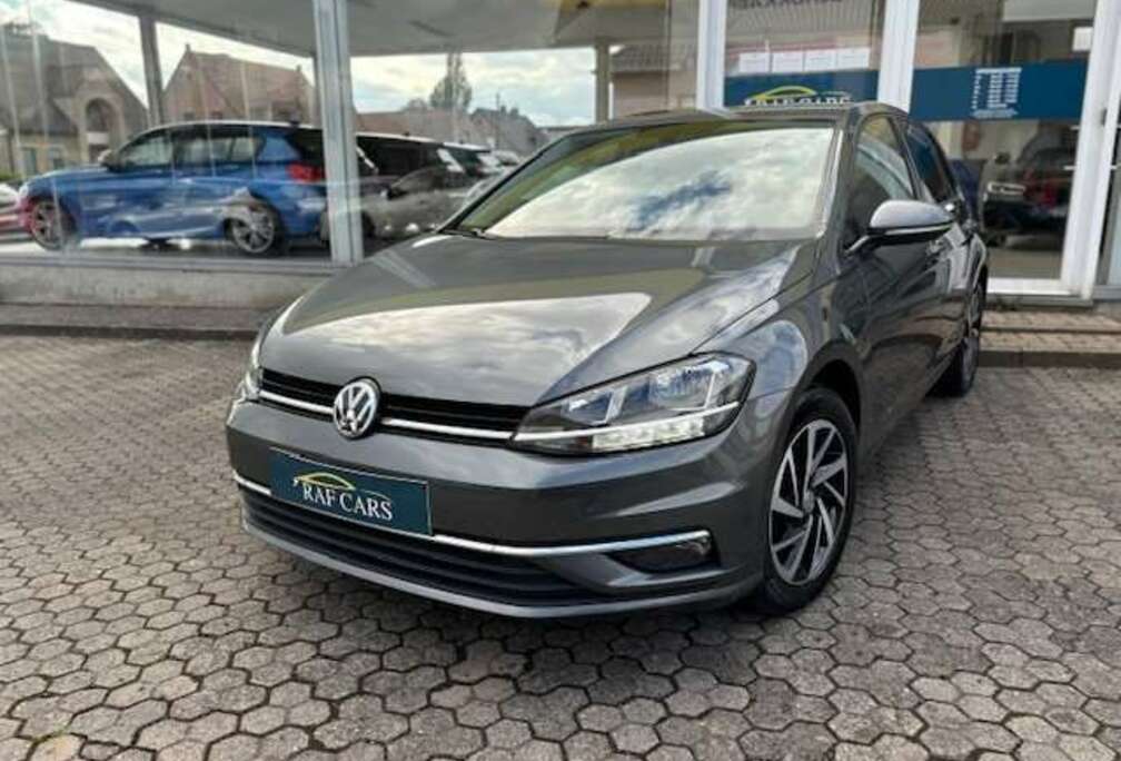 Volkswagen 1.6 SCR TDi // CAMERA // CARPLAY // NAVI //