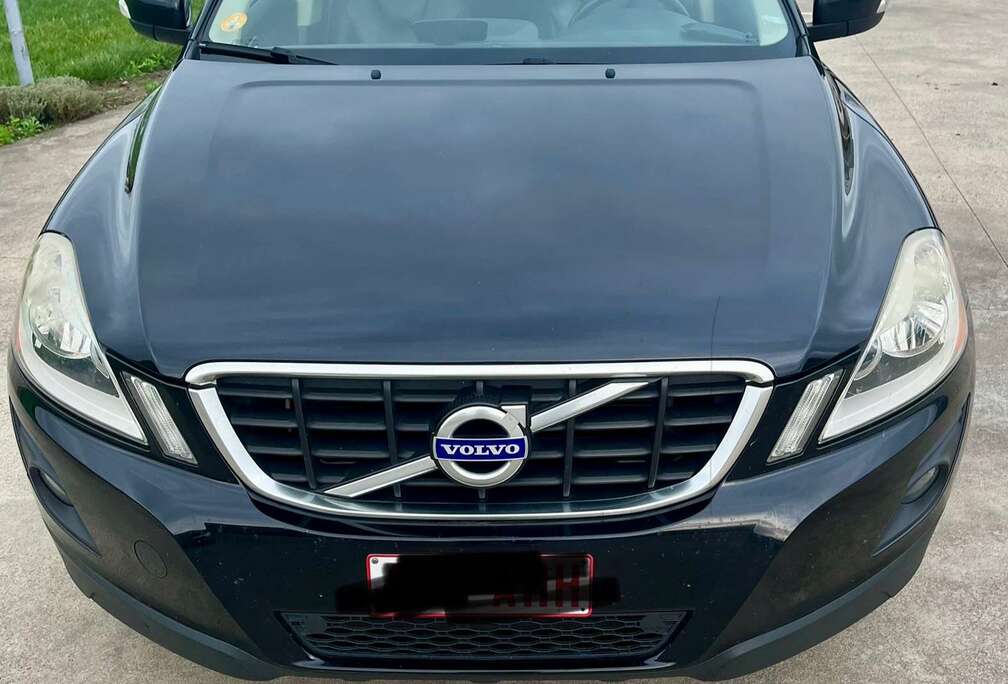 Volvo 2.4D AWD Kinetic