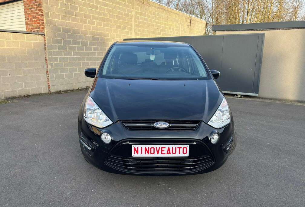 Ford 1.6 TDCi Trend*NAV PARKSENSOR 33000KM