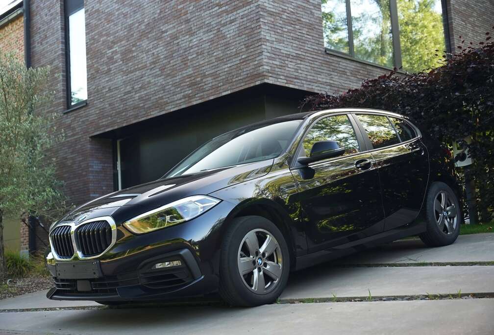 BMW iA LED/CarPlay/ZetelVerwarming/Parkeersensoren/CruiseControl