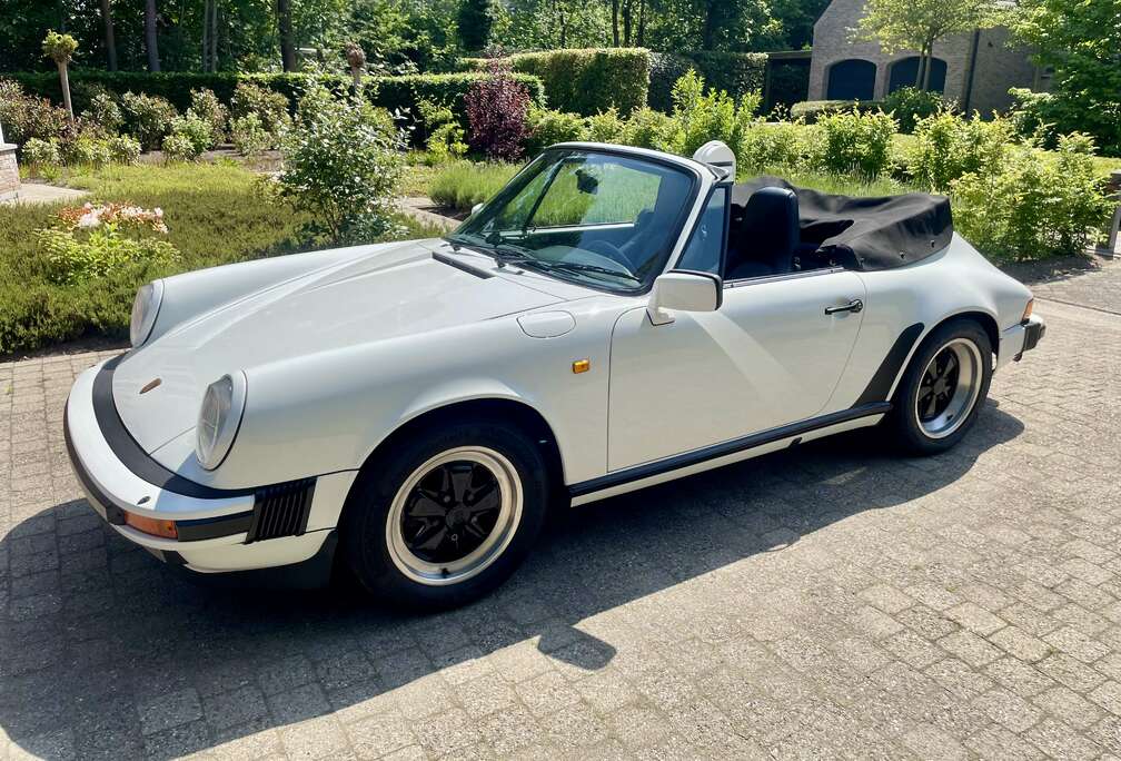 Porsche Carrera Cabriolet