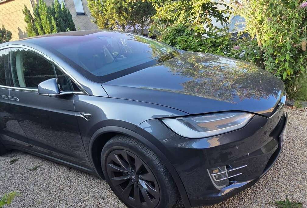 Tesla 100 kWh Dual Motor