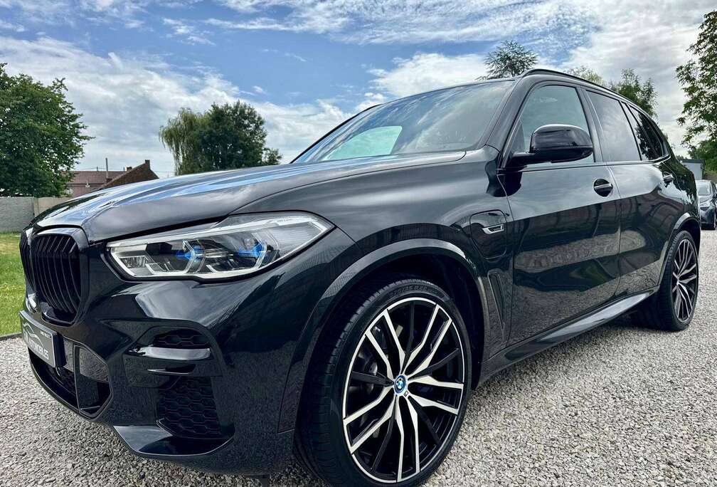 BMW X5 PHEV 3.0AS xDrive45e PACK M*TOIT OUVRANT PANO*CUIR*CAMERA 360*FULL LED*FULL...