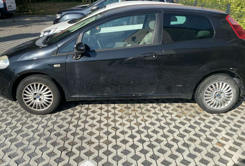 Fiat 1.2i 8v Active