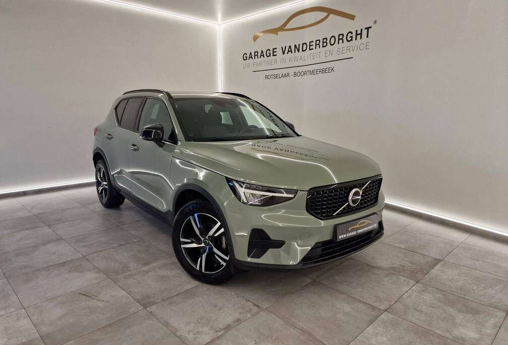 Volvo PLUS DARK BENZINE AUTOMAAT