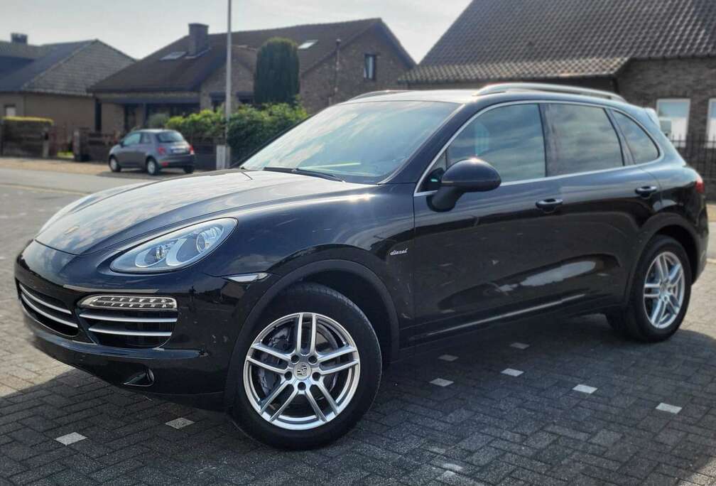 Porsche 3.0 D V6 Platinum EditionTiptronic S