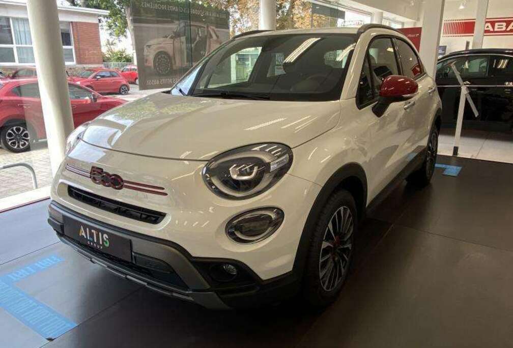 Fiat Hatchback  -  RED