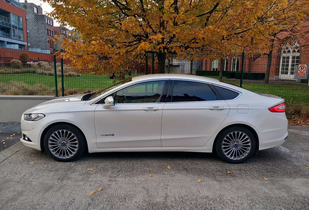 Ford Mondeo 2.0 Hybrid Start-Stopp CVT