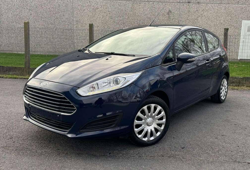 Ford Fiesta 1.25 * 1 Jaar Garantie * Gekeurd VVK *