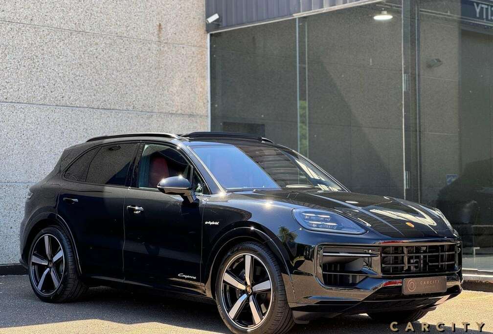Porsche Cayenne E-Hybrid  PANO  PASM  TV  SOFT CLOSE  BURMESTER  HUD