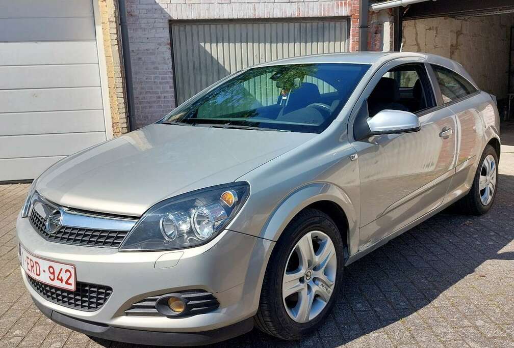 Opel Coupe 2.2 DTR DTi 16v Linea Blu