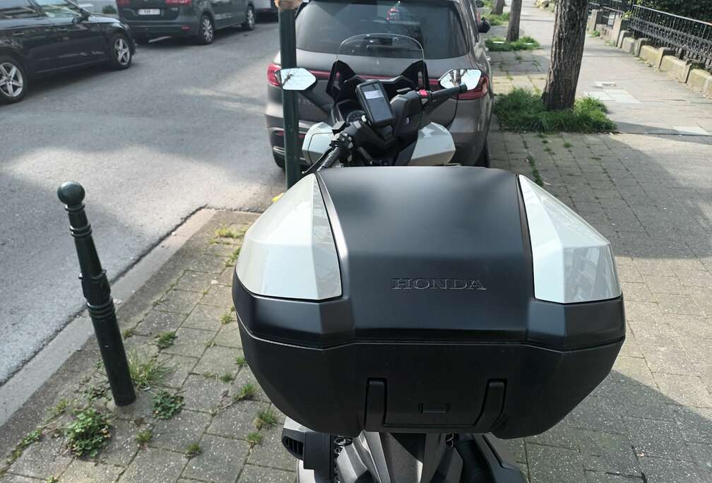 Honda