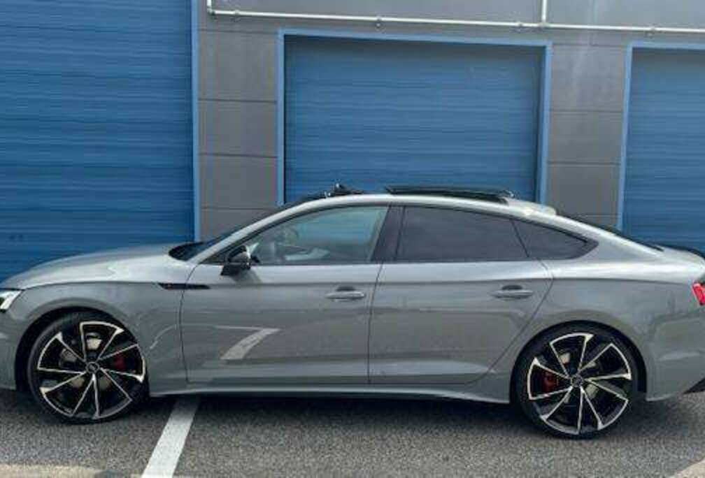 Audi Competition exclusive