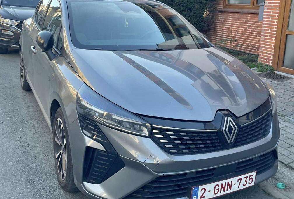 Renault Techno e-tech full hybride 145