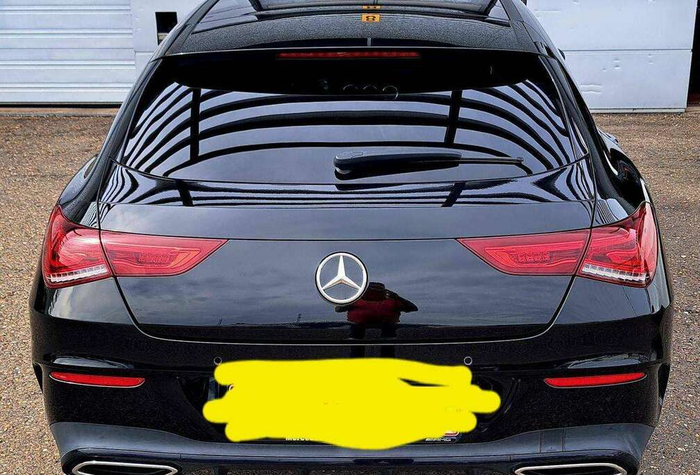 Mercedes-Benz CLA 180 AMG Line