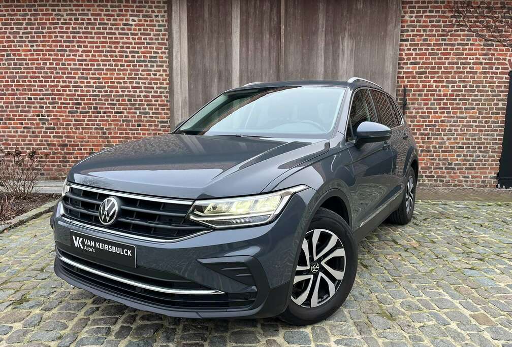 Volkswagen 1.5 DSG Carplay ElektrKlep AdaptiveCruise Trekhaak