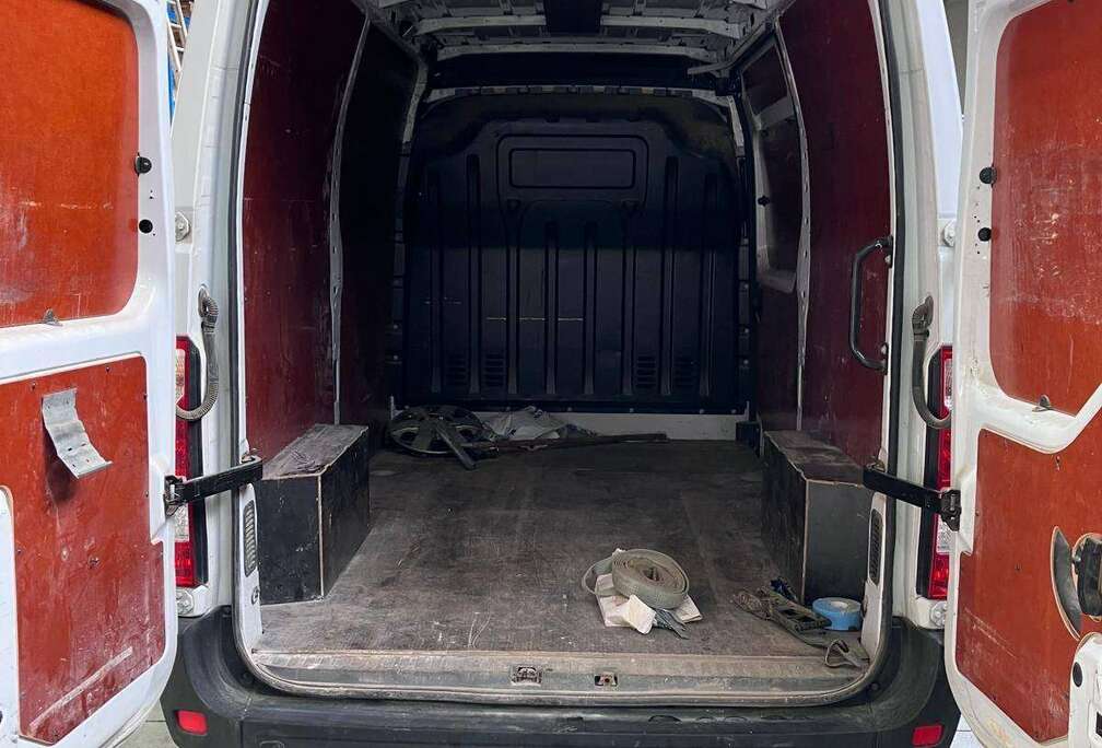 Nissan Interstar 2.3 dCi 33 L2H2 N-Connecta S/S (EU6E)