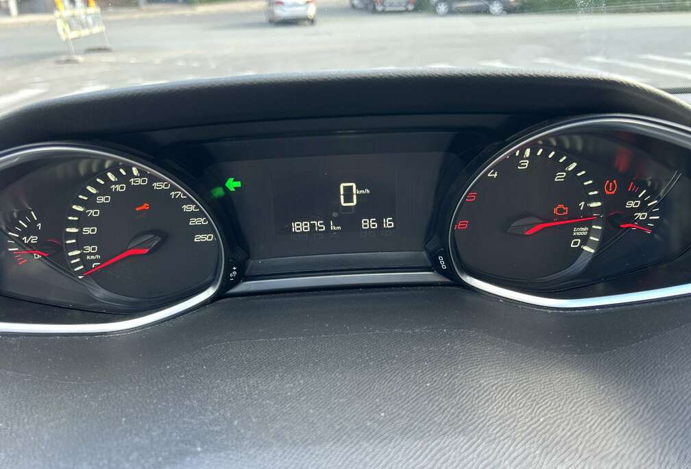 Peugeot SW 1.6 BlueHDi Access