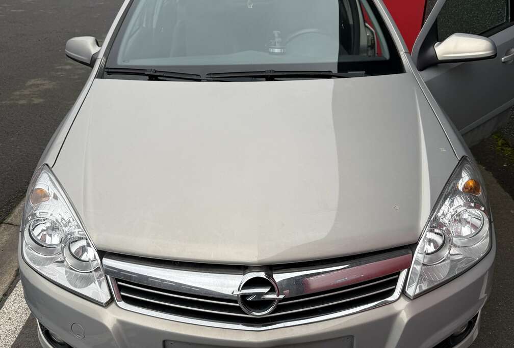 Opel 1.6 Easytronic Edition