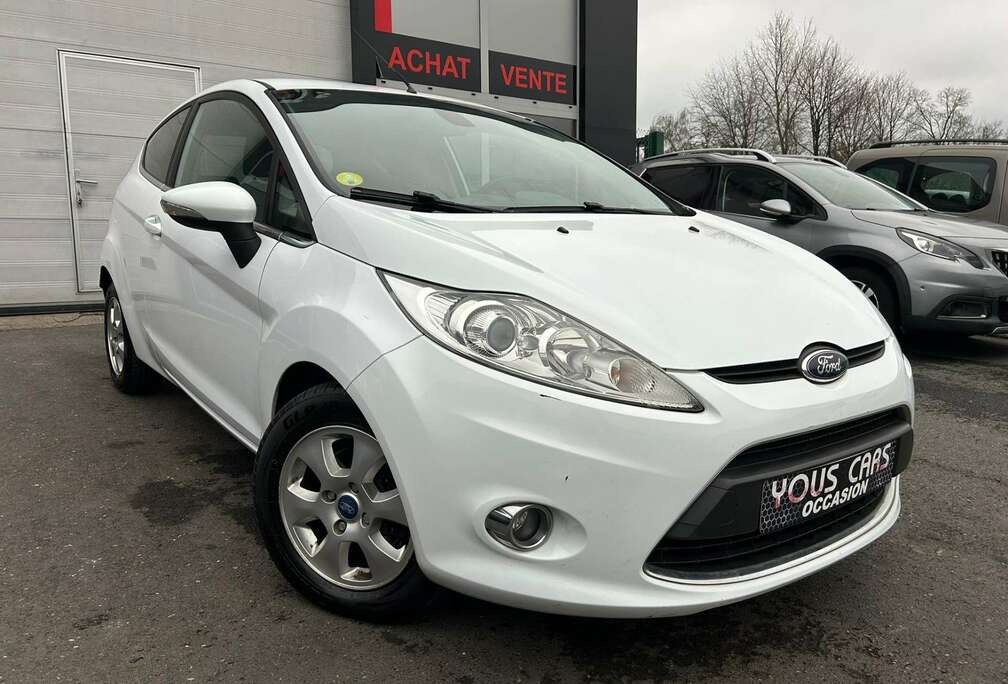 Ford 1.6 TDCi 95 FAP Titanium +