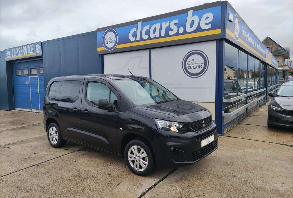 Peugeot 1.2Benzine/110/Navi/Camera/Cruise/Bluetooth