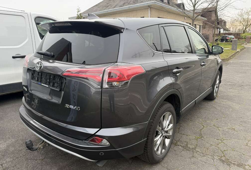 Toyota RAV4 2.0 D-4D 2WD Business Plus