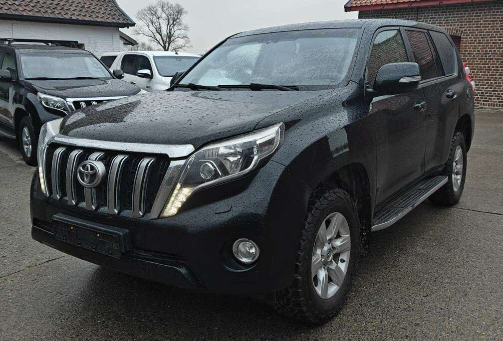 Toyota Landcruiser 3.0 D-4D