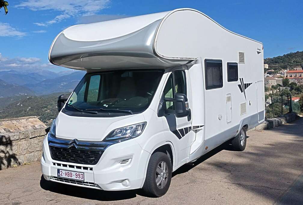 Citroen 2.2 HDi L4 Confort