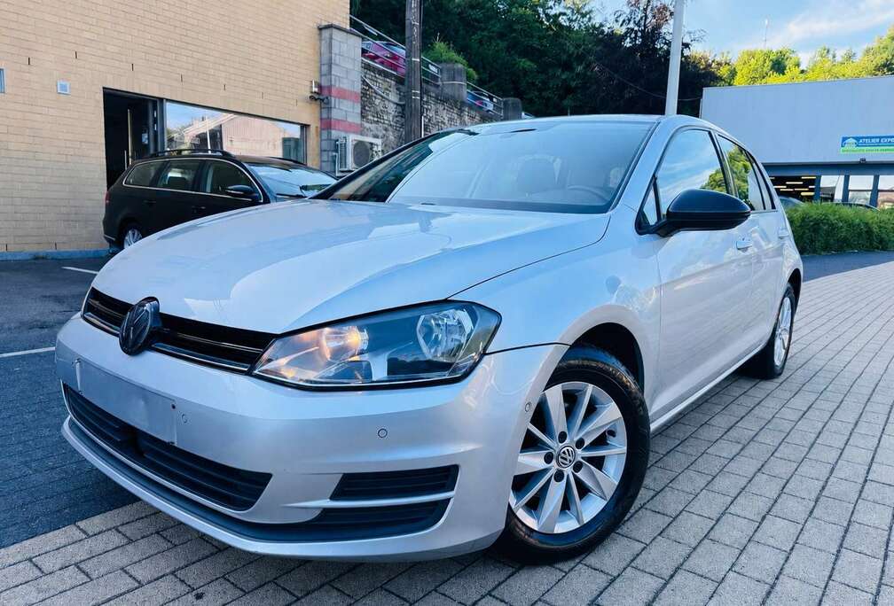 Volkswagen Golf 1.6 CR TDi Trendline