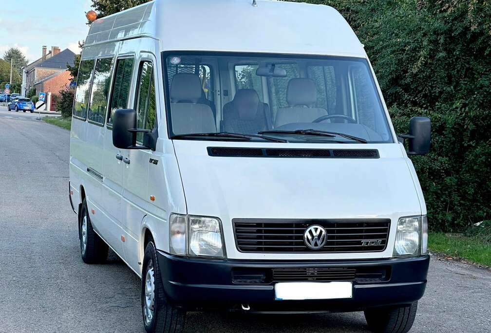 Volkswagen 2.5 TDi / 1Main H2L3 - 9 Places - Airco 144 000 Km