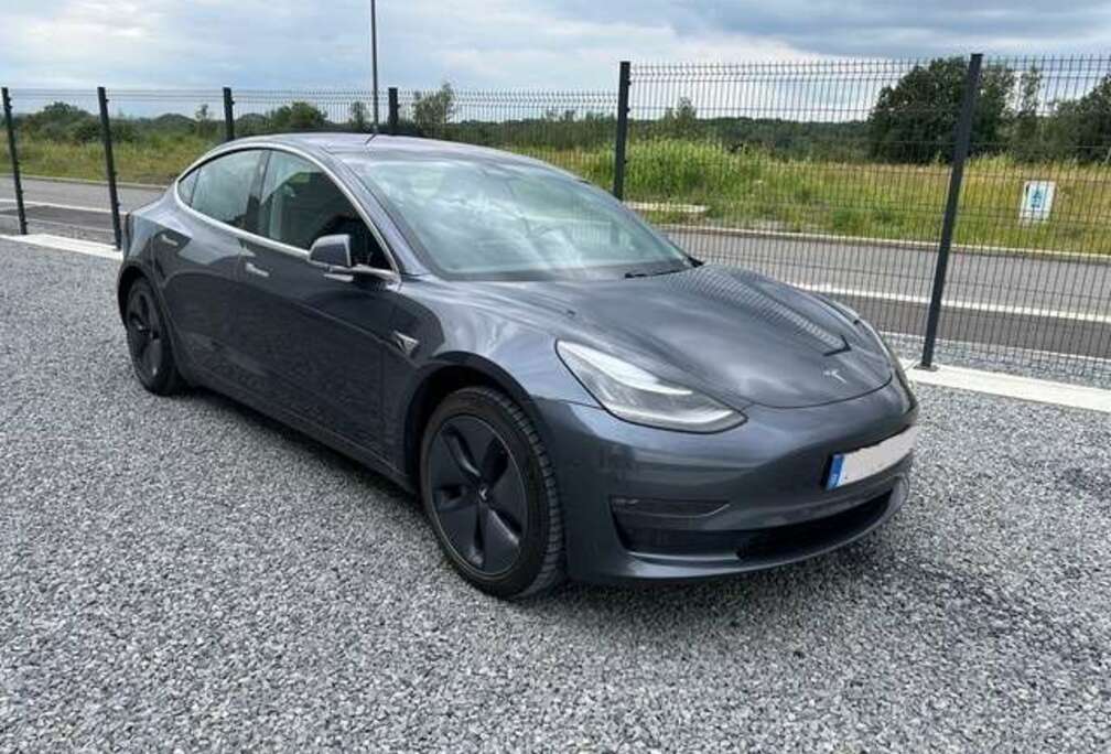 Tesla Model 3 75 kWh Long-Range Dual Motor