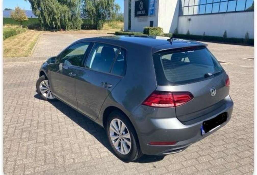 Volkswagen Golf 1.0 TSI (BlueMotion Technology) Comfortline