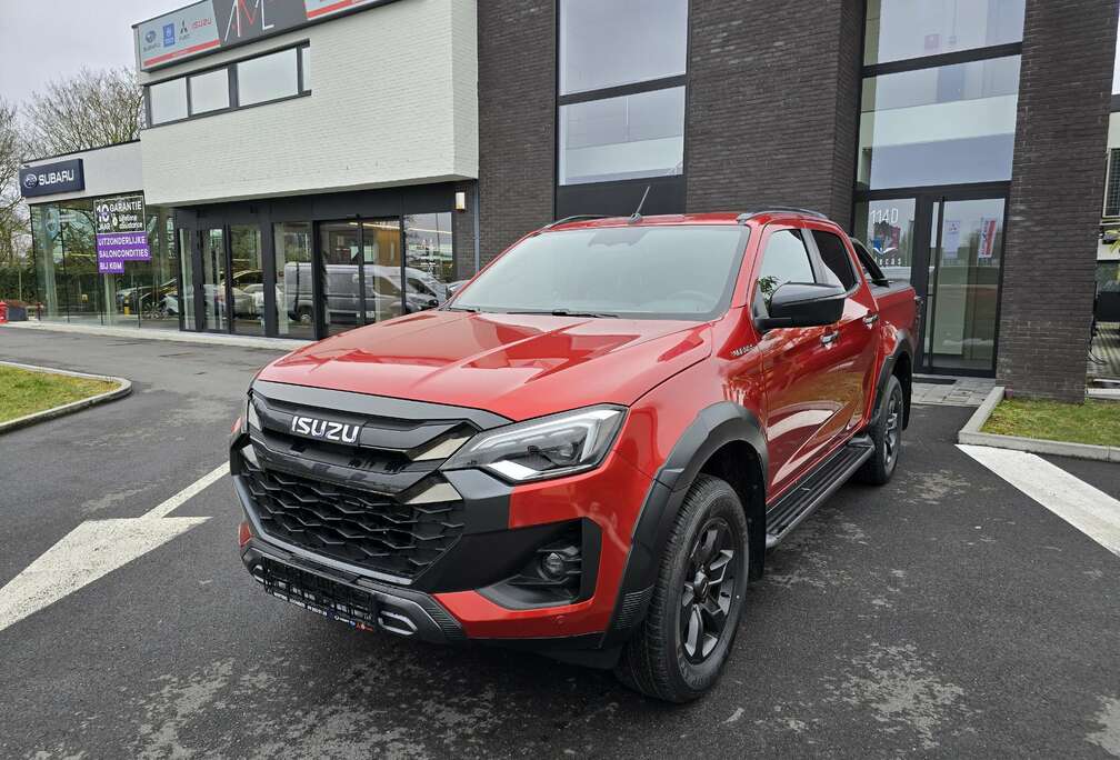 Isuzu V-CROSS ROLLCOVER DEMO