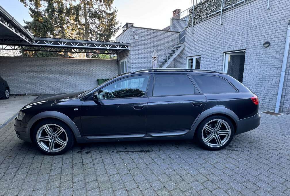 Audi 2.7 TDi V6 24v Quattro Tiptronic