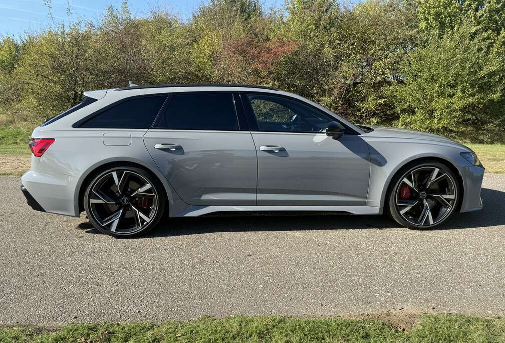 Audi RS6 Avant 4.0 V8 TFSI Quattro RS6 Tiptronic (EU6AP)