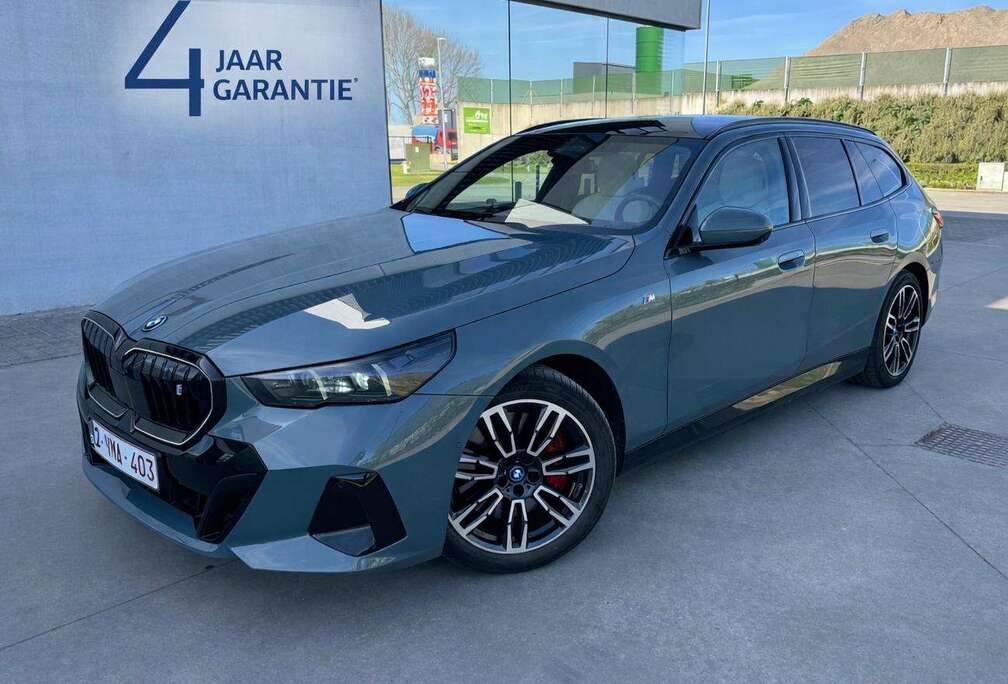 BMW M SPORT PRO - PANODAK - BOWERS & WILKINS - CAPE YORK GROEN