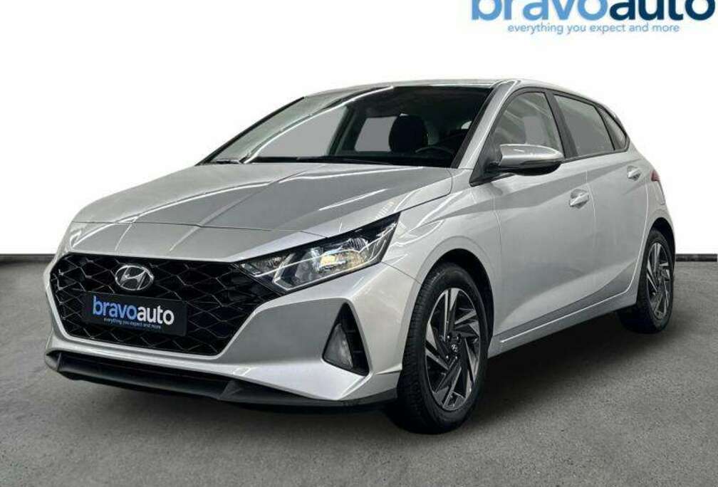 Hyundai AT  Carplay  Winter Pack  Camera  All Season T