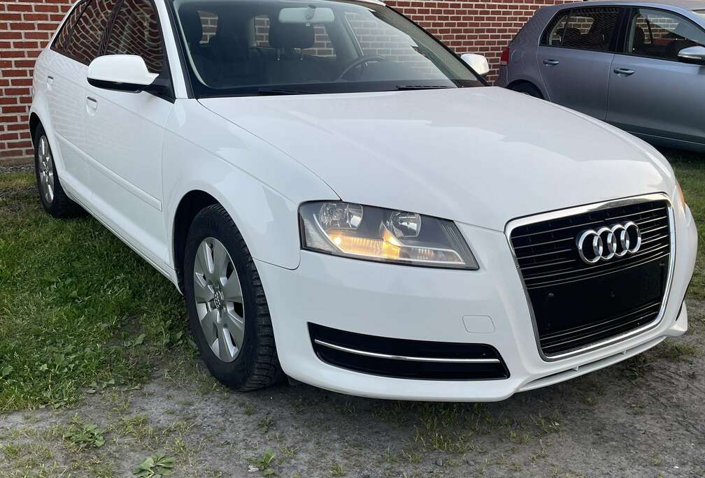 Audi Sportback 1.6 TDi Ambition Start/Stop DPF