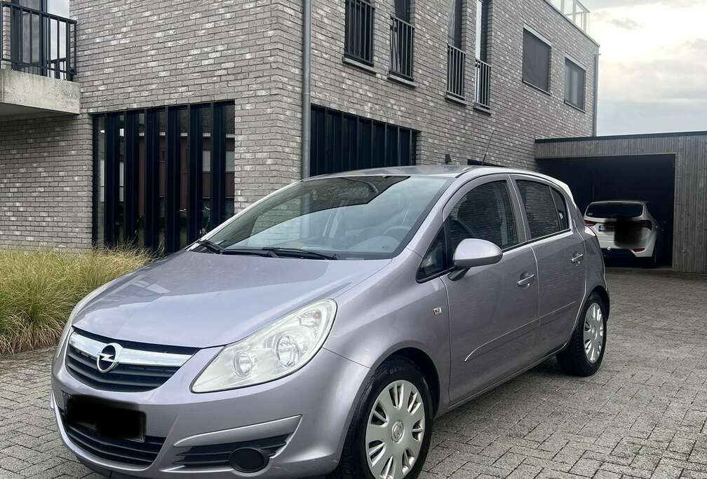 Opel 1.2i AUTOMAAT 104.000km blanco gekeurd Vvk