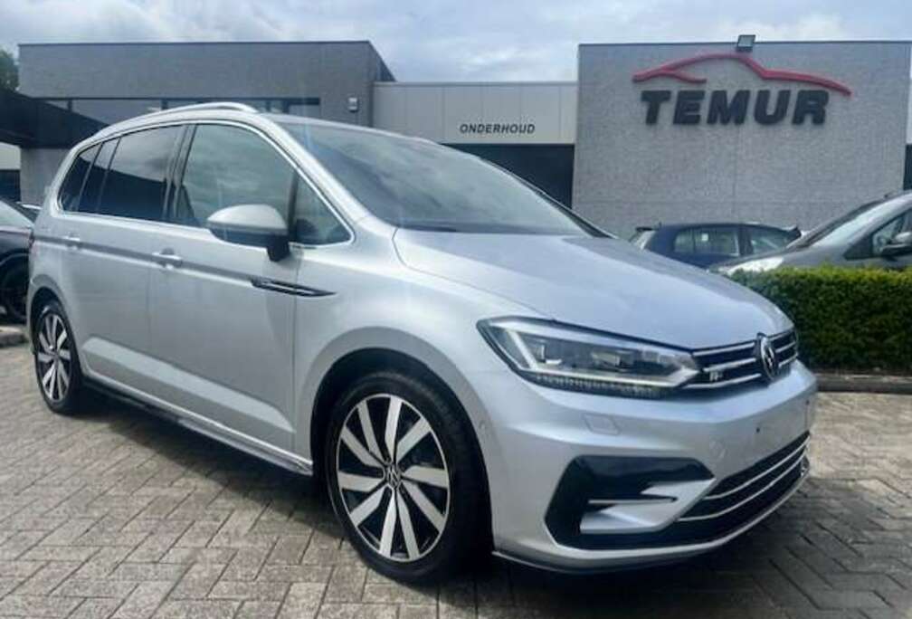 Volkswagen 1.5 TSI DSG R-LINE 7 ZIT PANO/LED/CAMERA