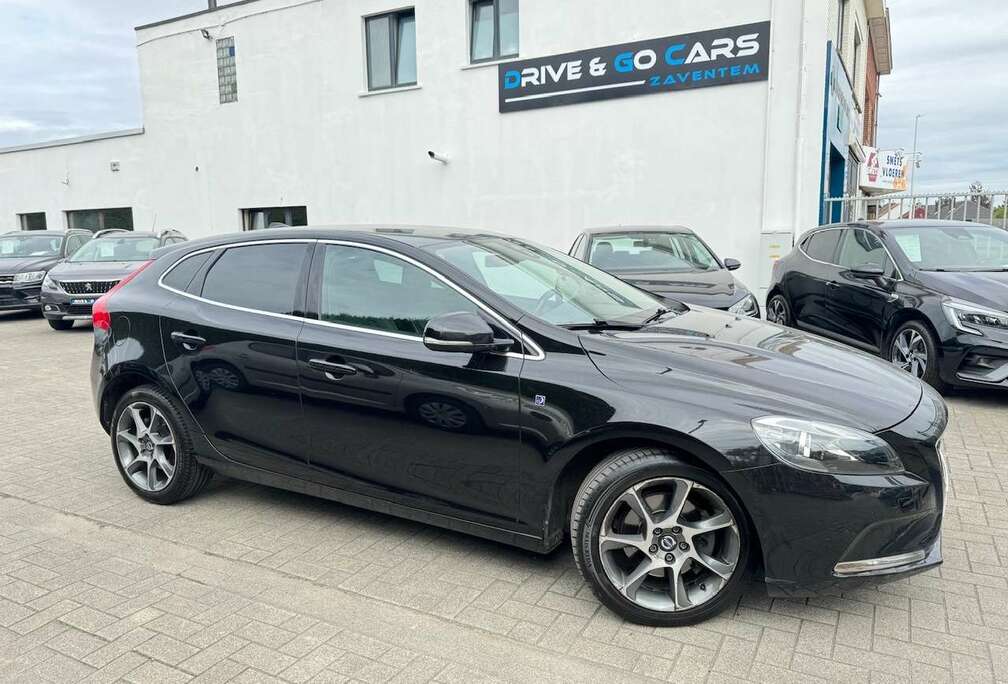 Volvo V40 T2 Ocean Race ** 1 JAAR GARANTIE **