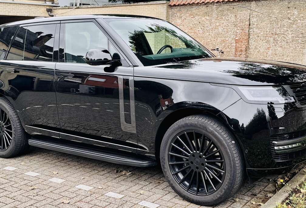 Land Rover Range Rover P460e HSE