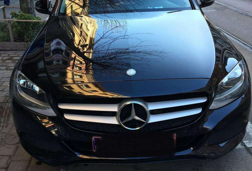 Mercedes-Benz C 180